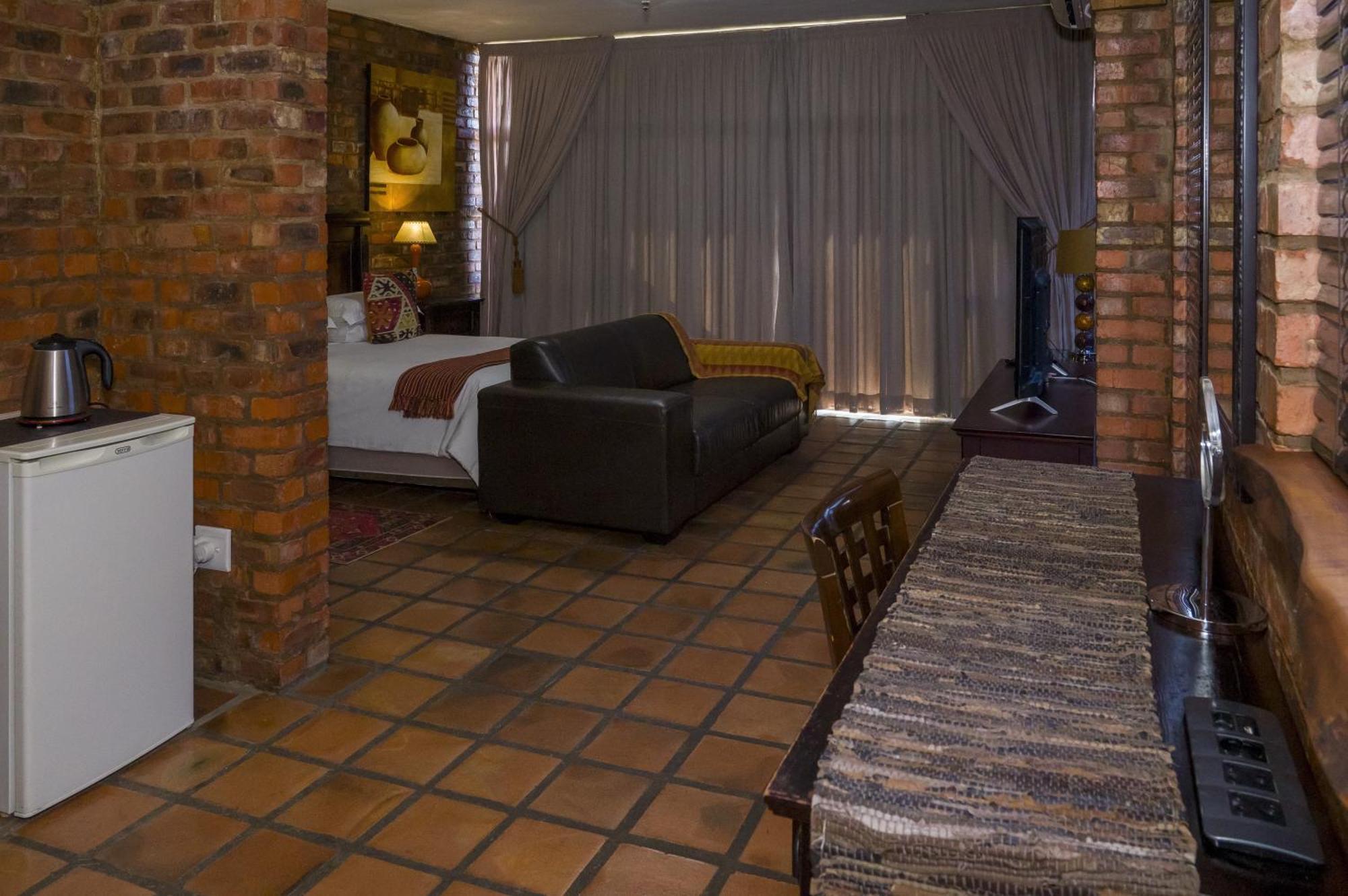 Franklin View Guesthouse บลูมฟอนเทน ภายนอก รูปภาพ