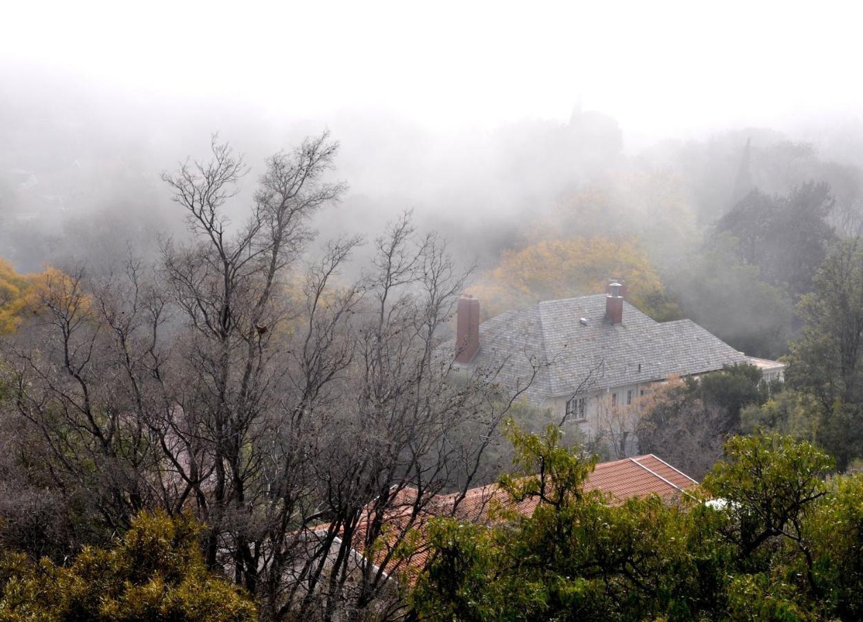 Franklin View Guesthouse บลูมฟอนเทน ภายนอก รูปภาพ
